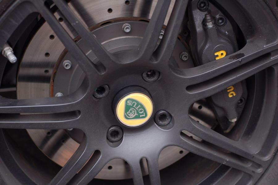 Lotus Exige S240 2008 года  (фото 27 из 41)